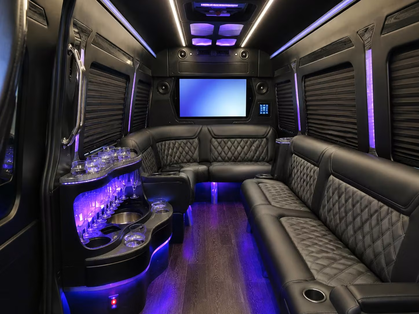 airport transfers for out of town wedding guests arriving in southern california