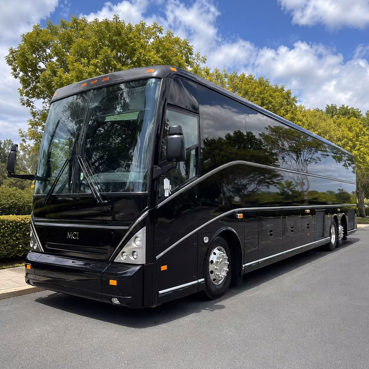 construction and worksite shuttle services in menifee