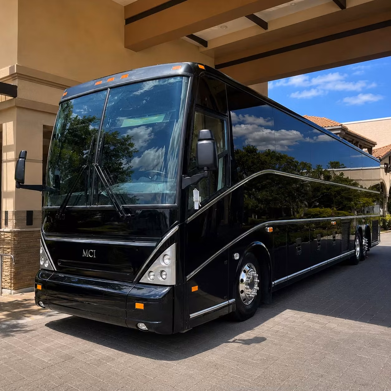 menifee corporate event shuttle bus rentals that keep your team on schedule
