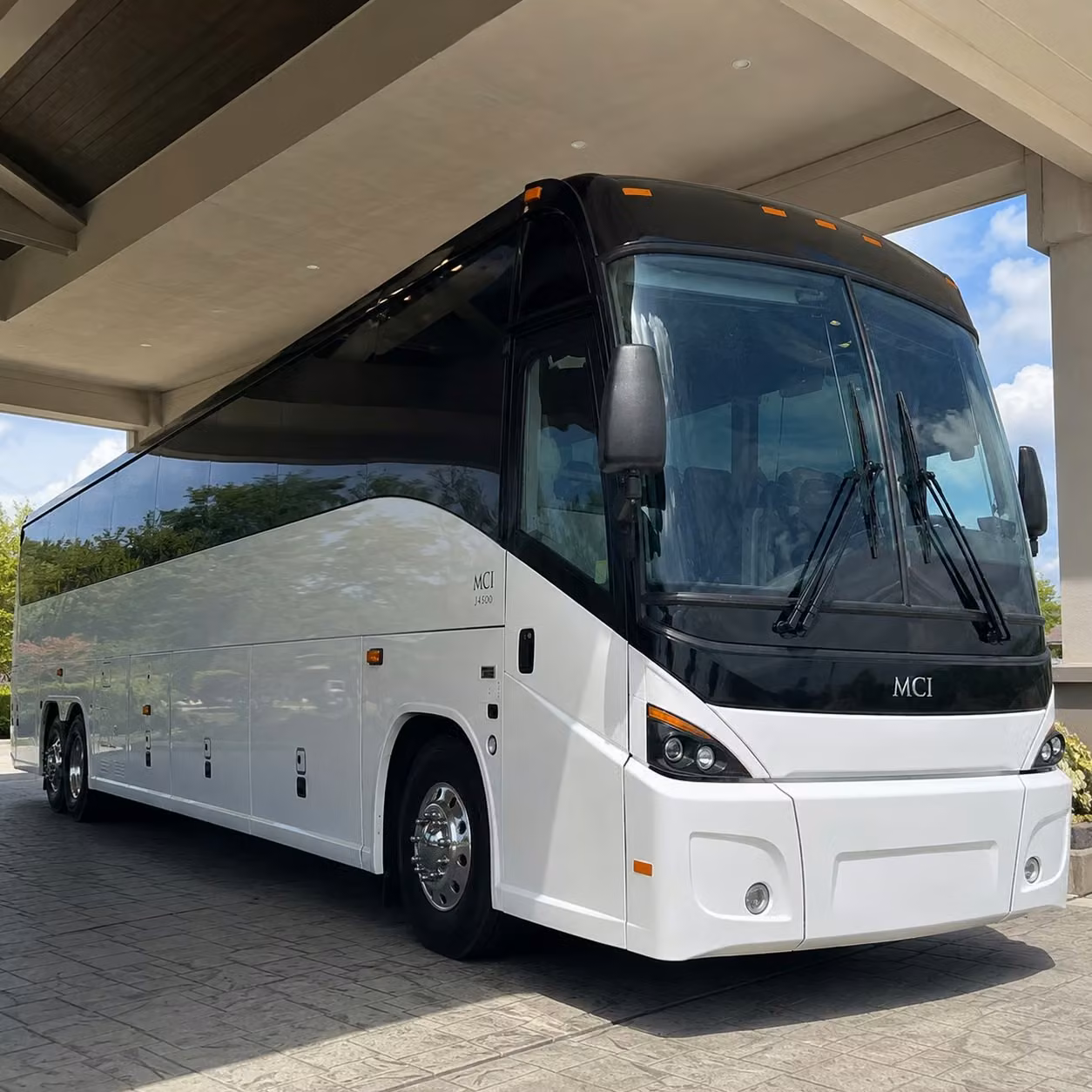 shuttle transportation for march air reserve base personnel operating near menifee